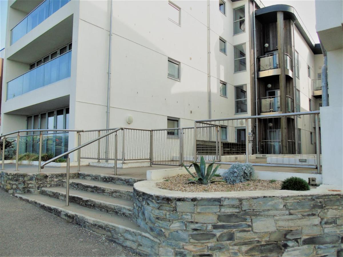 Seaview, Luxury Apartment, 2 Min Walk To Porth Beach New Quay Екстериор снимка