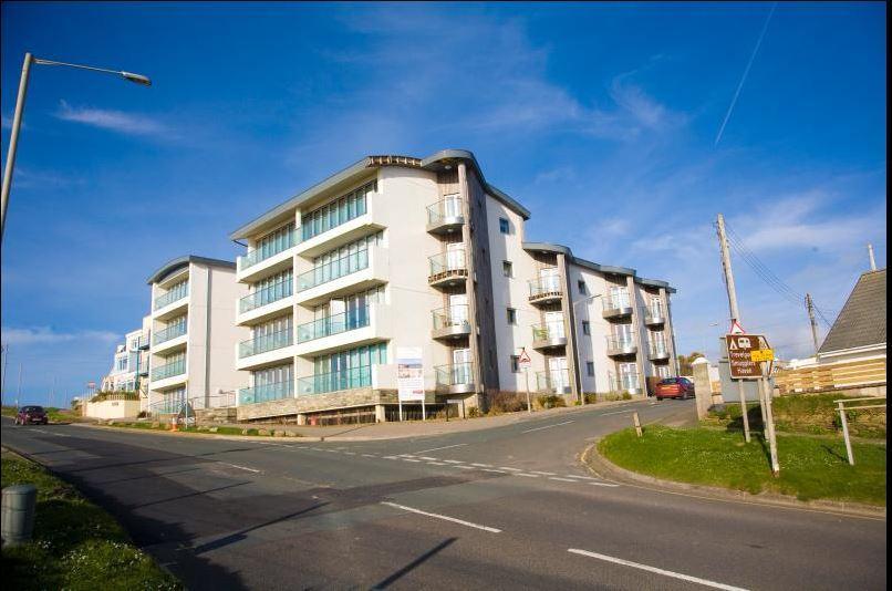 Seaview, Luxury Apartment, 2 Min Walk To Porth Beach New Quay Екстериор снимка